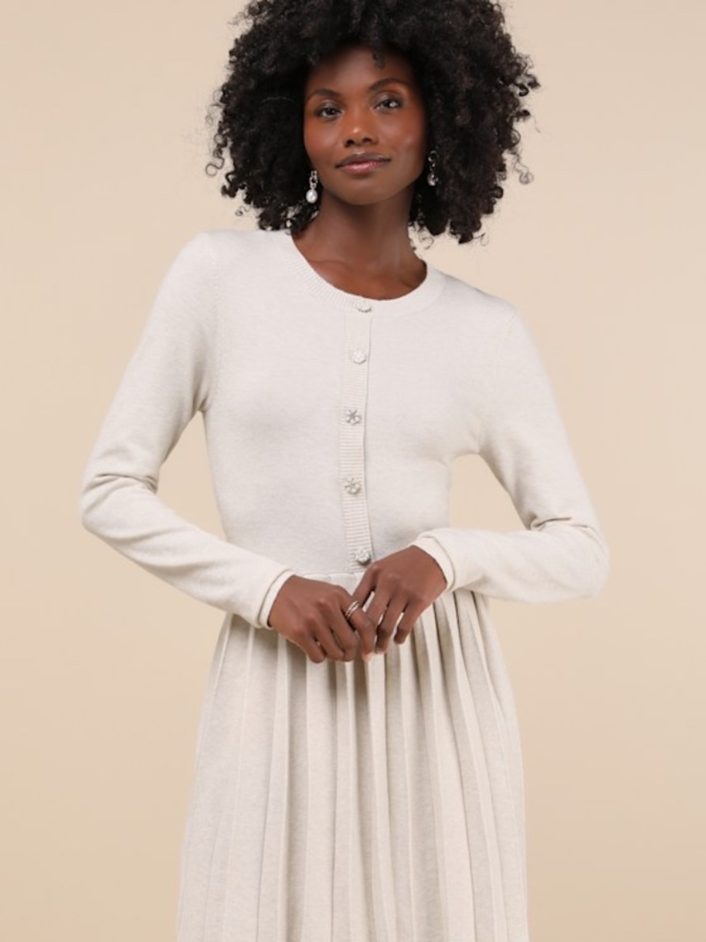 ❤️‍🔥BOGO FREE Lulu’s Beige Pearl Pleated Mini Sweater Dress - Size L